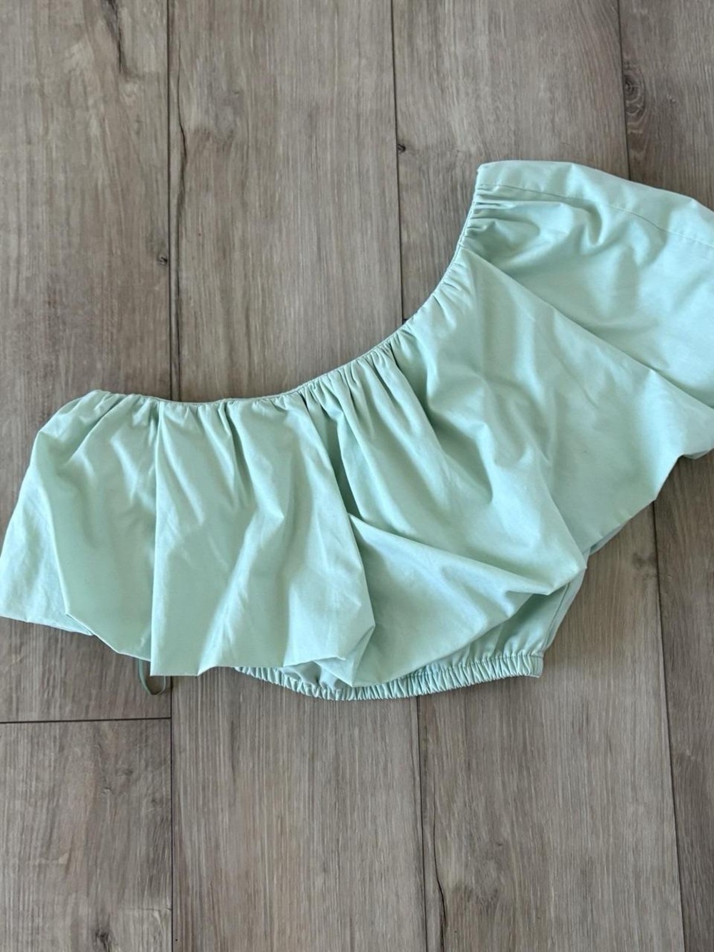 Abercrombie & Fitch One-Shoulder Smocked Crop Top Mint
